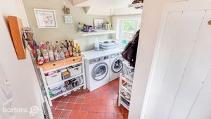 Photo 29- click for photo gallery